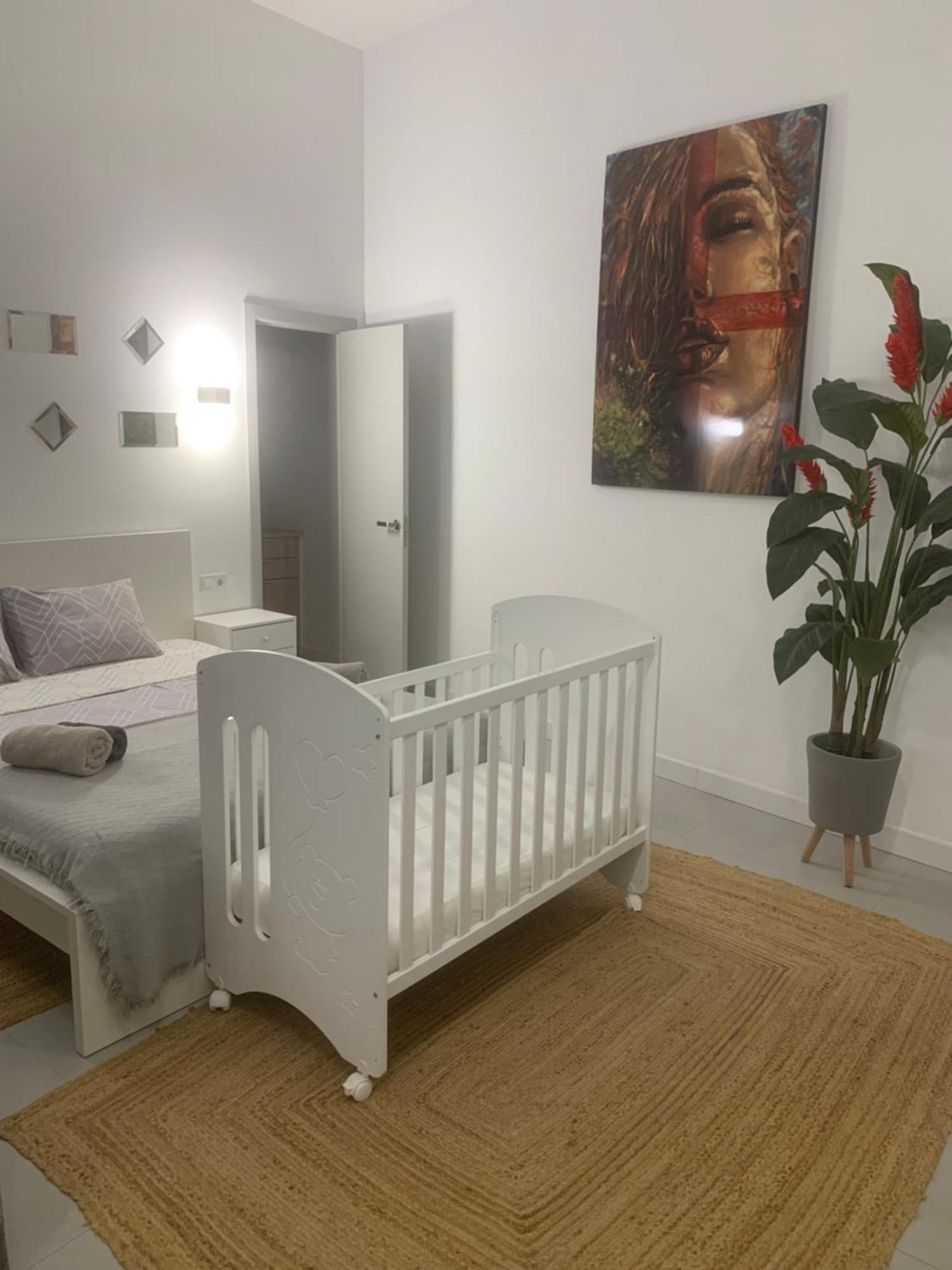 Exquisite Studio Apartment With An Original Design Valencia Exterior photo